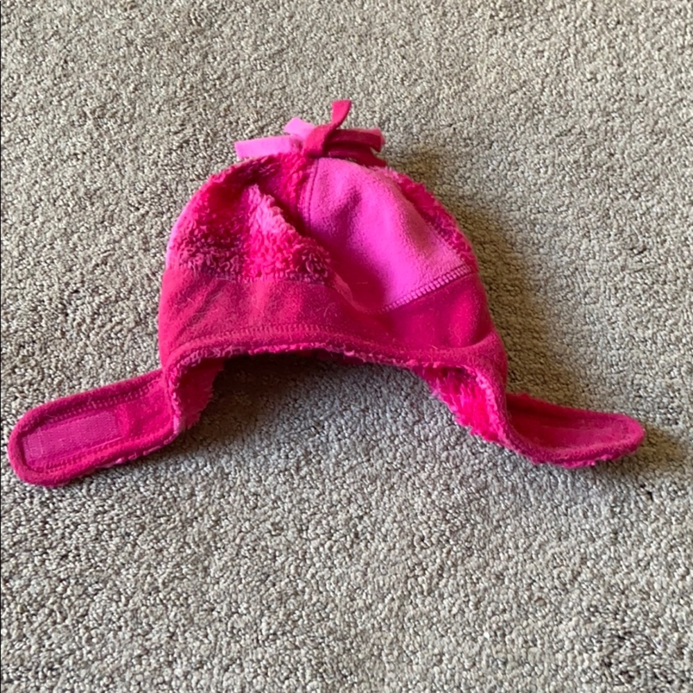 REI baby hat